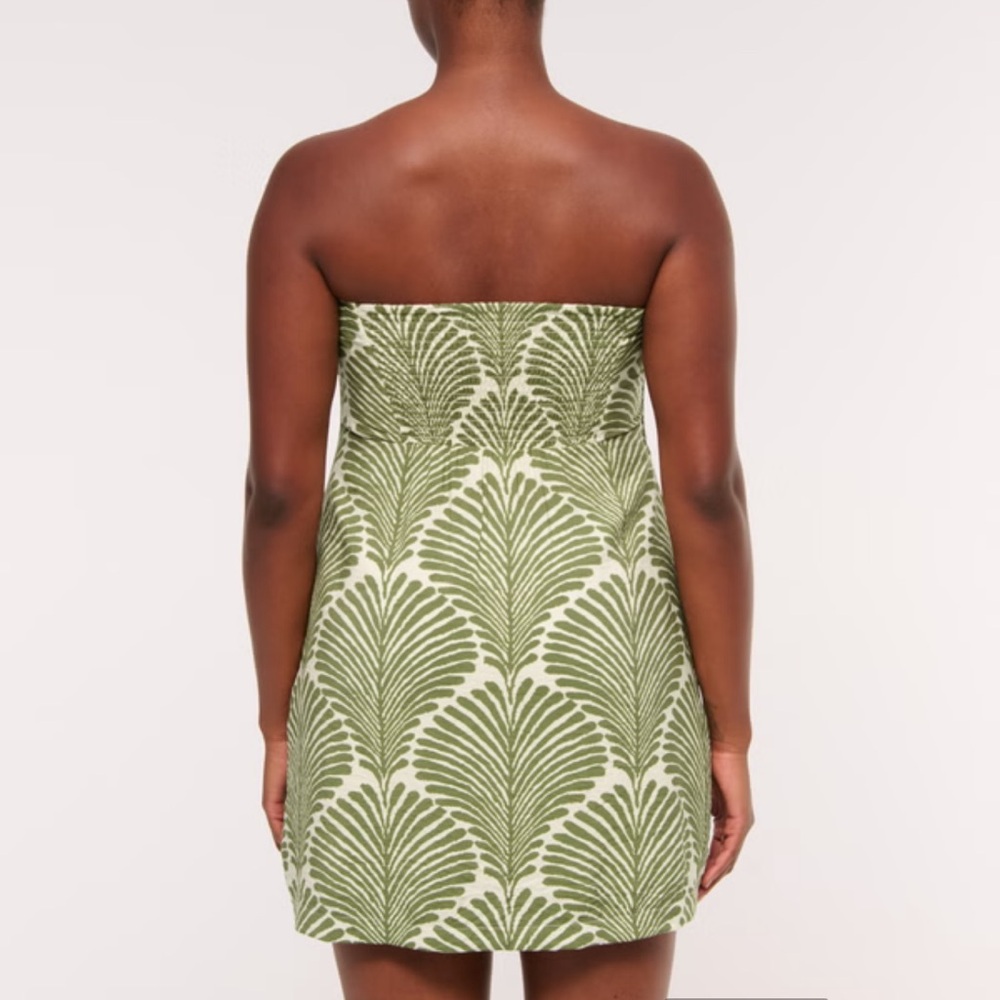 The A&F Scarlett Strapless Skort Dress - Picture 2 of 11